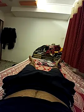 Snapshot of devid3795 chatting on November 10, 2025, 5:45 pm devid3795 online show from November 10, 2025, 5:45 pm