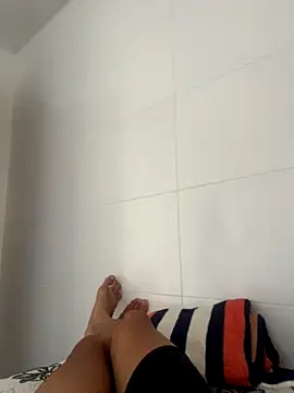 MCLZK online show from November 6, 2025, 5:58 pm