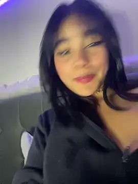 Snapshot of Veeronica_ chatting on October 1, 2025, 11:55 pm Veeronica online show from October 1, 2025, 11:55 pm