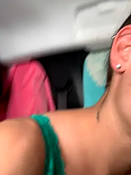 Snapshot of GoldenPussy1329 chatting on October 10, 2025, 2:16 pm GoldenPussy1329 online show from October 10, 2025, 2:16 pm