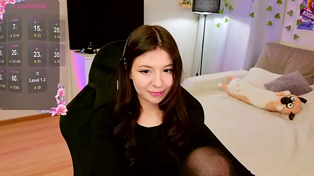 Azaliya Haze online show from April 18, 2026, 7:07 pm