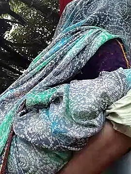 Snapshot of Na_shreya chatting on October 24, 2025, 10:33 am Na shreya online show from October 24, 2025, 10:33 am