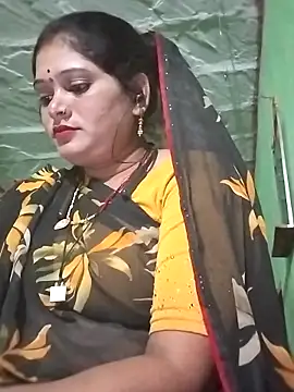 Snapshot of Na_shreya chatting on November 6, 2025, 2:40 pm Na shreya online show from November 6, 2025, 2:40 pm