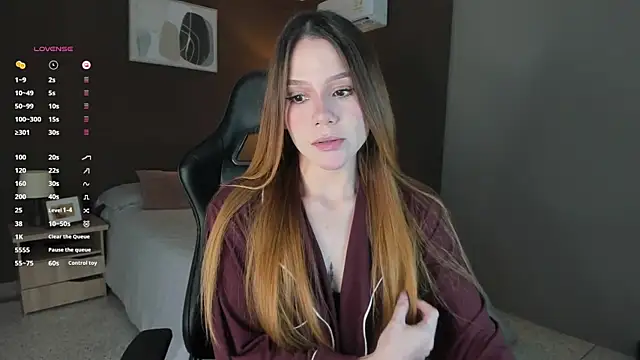 Alexandra-16 online show from October 16, 2025, 10:11 pm