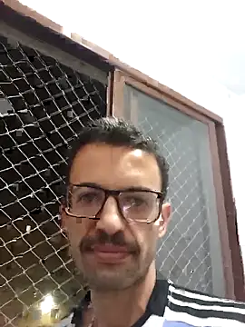 Art9i34art online show from November 23, 2025, 2:33 am