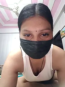 Tanya-905 online show from April 15, 2026, 5:31 pm