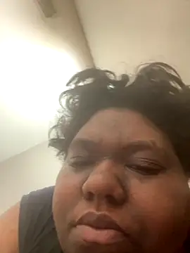 Snapshot of Angelslays chatting on October 11, 2025, 7:45 pm Angelslays online show from October 11, 2025, 7:45 pm