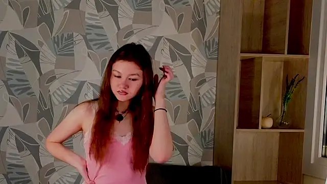 Snapshot of LewisThrone chatting on November 1, 2025, 1:18 am LewisThrone online show from November 1, 2025, 1:18 am