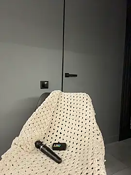 xdjin online show from October 22, 2025, 10:04 am