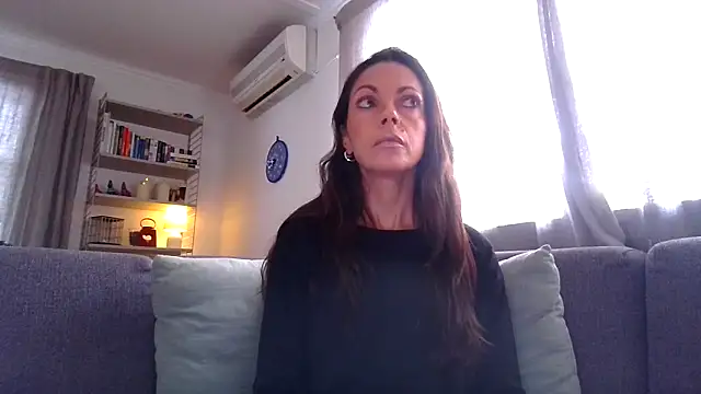 LoveAndRopes online show from February 25, 2026, 7:40 am