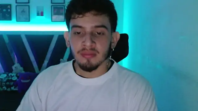 Snapshot of Sebasxxl12 chatting on October 15, 2025, 4:40 pm Sebasxxl12 online show from October 15, 2025, 4:40 pm