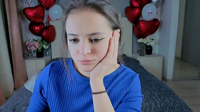 Snapshot of _EVA_GREEN chatting on October 6, 2025, 3:20 pm EVA GREEN online show from October 6, 2025, 3:20 pm