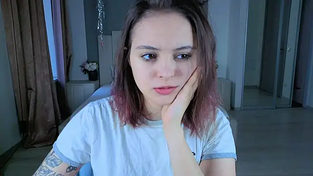 Snapshot of _EVA_GREEN chatting on October 8, 2025, 12:25 pm EVA GREEN online show from October 8, 2025, 12:25 pm