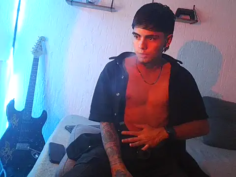 Anthony riverss online show from October 8, 2025, 8:34 am