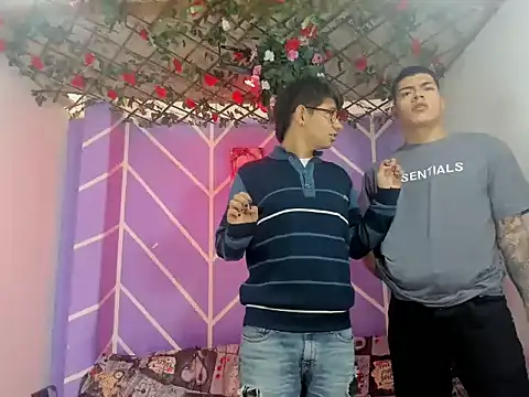 Snapshot of nexusboyhot chatting on October 5, 2025, 7:23 pm nexusboyhot online show from October 5, 2025, 7:23 pm