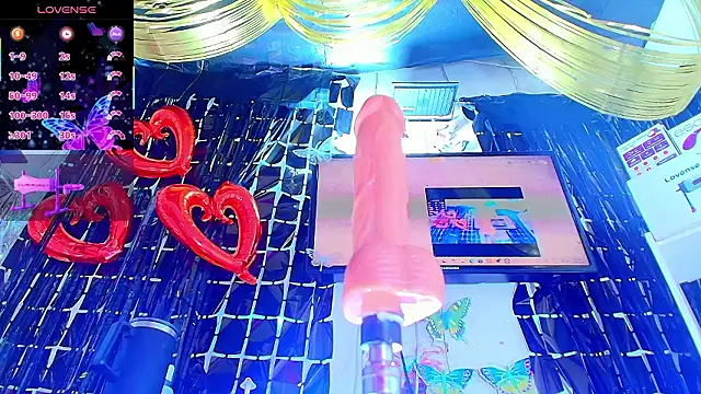 Snapshot of dakotamilf__hot chatting on February 3, 2026, 9:03 am dakotamilf hot online show from February 3, 2026, 9:03 am