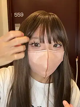 Snapshot of Riria_xx chatting on November 19, 2025, 2:22 am Riria xx online show from November 19, 2025, 2:22 am