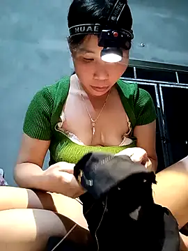 Snapshot of kemmut-sex chatting on November 6, 2025, 12:39 pm kemmut-sex online show from November 6, 2025, 12:39 pm