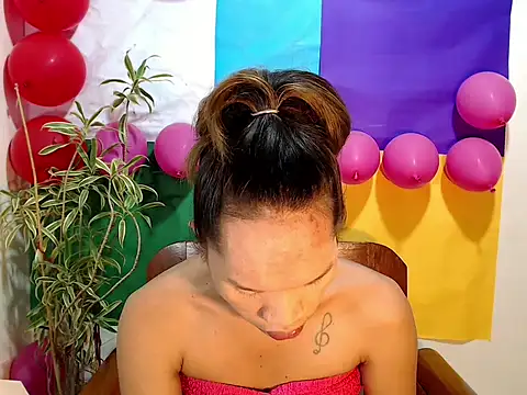 amandareddragon online show from February 20, 2026, 2:17 pm