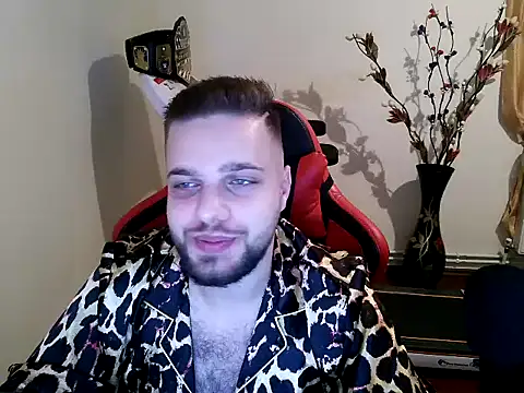 Snapshot of KingAdonisss chatting on October 7, 2025, 2:36 pm KingAdonisss online show from October 7, 2025, 2:36 pm