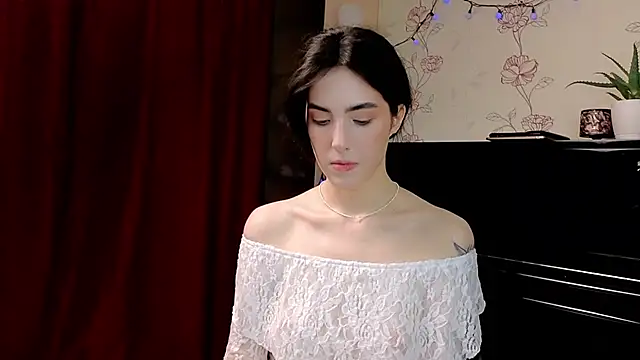 Snapshot of di_moon chatting on October 11, 2025, 2:26 pm di moon online show from October 11, 2025, 2:26 pm