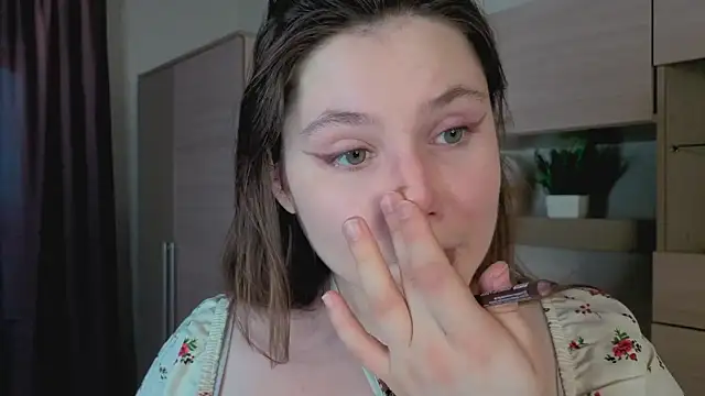 Snapshot of Mary_Phelps chatting on November 1, 2025, 1:13 pm Mary Phelps online show from November 1, 2025, 1:13 pm