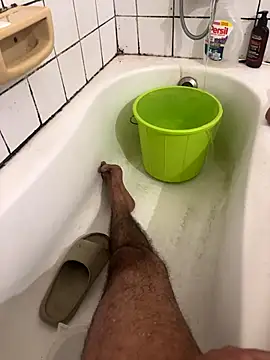 Snapshot of alwynu chatting on November 29, 2025, 4:54 pm alwynu online show from November 29, 2025, 4:54 pm