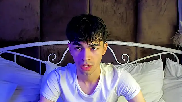 Snapshot of JaremyHarris chatting on October 17, 2025, 11:24 am JaremyHarris online show from October 17, 2025, 11:24 am