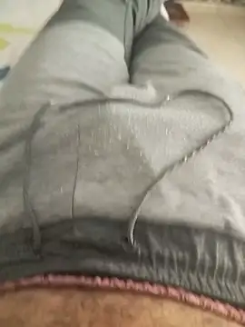 Snapshot of Valen_Squirt04 chatting on October 1, 2025, 3:18 pm Valen Squirt04 online show from October 1, 2025, 3:18 pm