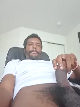 Snapshot of MrBigDickShow chatting on October 17, 2025, 3:25 pm MrBigDickShow online show from October 17, 2025, 3:25 pm