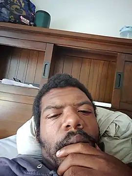 Snapshot of MrBigDickShow chatting on October 24, 2025, 2:57 pm MrBigDickShow online show from October 24, 2025, 2:57 pm