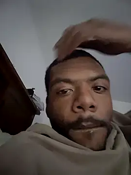 Snapshot of MrBigDickShow chatting on December 2, 2025, 5:52 pm MrBigDickShow online show from December 2, 2025, 5:52 pm