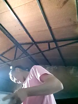 Snapshot of mntzz88 chatting on October 1, 2025, 4:07 am mntzz88 online show from October 1, 2025, 4:07 am