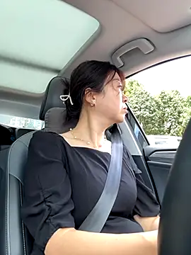 Snapshot of siru-love chatting on October 15, 2025, 4:56 am siru-love online show from October 15, 2025, 4:56 am