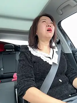 Snapshot of siru-love chatting on October 17, 2025, 4:04 am siru-love online show from October 17, 2025, 4:04 am