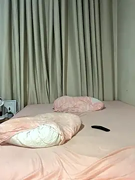 Snapshot of Livpoppe chatting on January 16, 2026, 10:36 pm Livpoppe online show from January 16, 2026, 10:36 pm