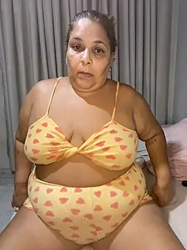 Snapshot of Livpoppe chatting on February 6, 2026, 10:46 pm Livpoppe online show from February 6, 2026, 10:46 pm