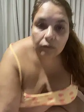 Snapshot of Livpoppe chatting on March 26, 2026, 4:45 pm Livpoppe online show from March 26, 2026, 4:45 pm