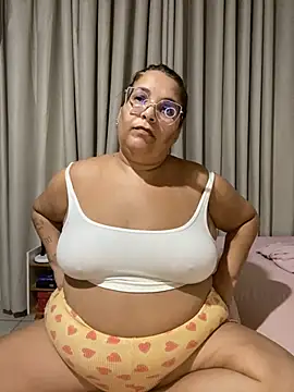 Snapshot of Livpoppe chatting on March 27, 2026, 10:20 pm Livpoppe online show from March 27, 2026, 10:20 pm