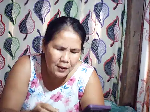 Snapshot of milagrose_rose chatting on October 3, 2025, 2:19 am milagrose rose online show from October 3, 2025, 2:19 am