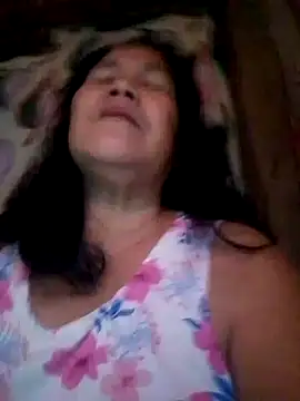 Snapshot of milagrose_rose chatting on October 9, 2025, 5:33 pm milagrose rose online show from October 9, 2025, 5:33 pm