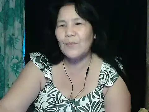 Snapshot of milagrose_rose chatting on May 15, 2026, 11:01 pm milagrose rose online show from May 15, 2026, 11:01 pm
