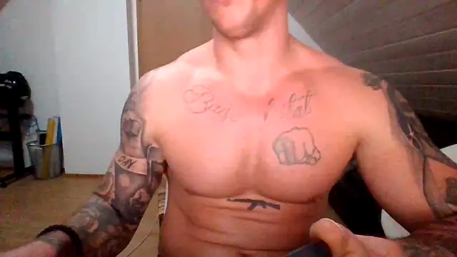 TheGreatWhite33 online show from October 24, 2025, 4:20 am