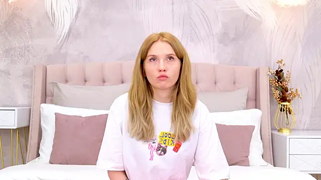 Snapshot of MelissaLiss chatting on October 15, 2025, 3:01 pm MelissaLiss online show from October 15, 2025, 3:01 pm