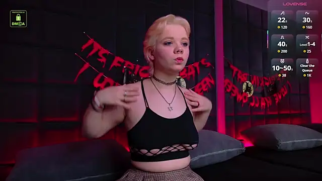 Snapshot of Sally_Katz chatting on October 22, 2025, 10:59 am Sally Katz online show from October 22, 2025, 10:59 am