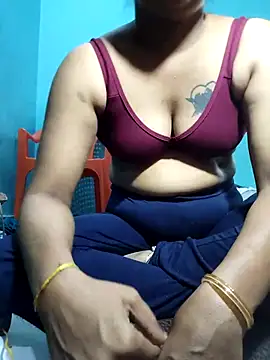 Snapshot of Kanneeswari chatting on November 4, 2025, 9:30 am Kanneeswari online show from November 4, 2025, 9:30 am