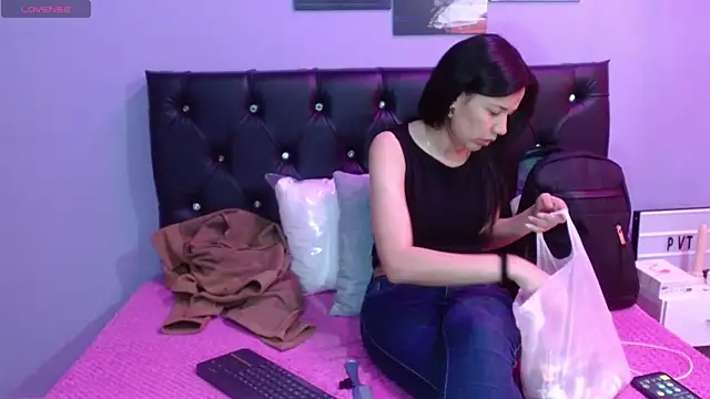 Jazmin ny online show from October 21, 2025, 1:56 pm