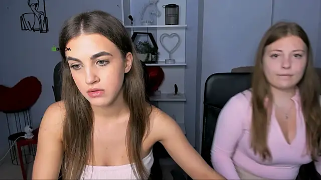 Snapshot of lina_fox12 chatting on November 9, 2025, 1:53 pm lina fox12 online show from November 9, 2025, 1:53 pm