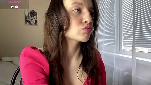 JanellHousen online show from April 11, 2026, 6:07 am