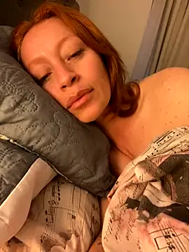 Snapshot of LucianaWainN chatting on October 10, 2025, 10:36 am LucianaWainN online show from October 10, 2025, 10:36 am